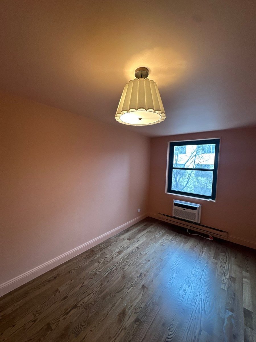 modo-bedroom-pendant-light-west-village-nyc-60-optimized
