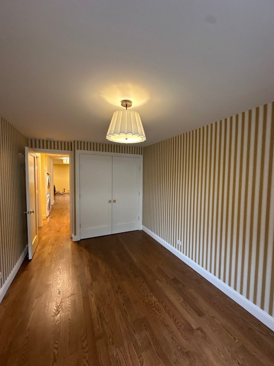 modo-bedroom-red-oak-floors-west-village-nyc-70-optimized