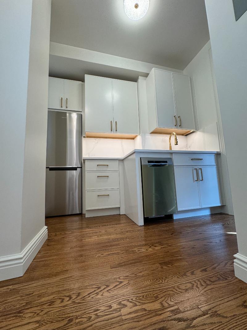 modo-kitchen-stainless-appliances-upper-west-side-nyc-33-optimized