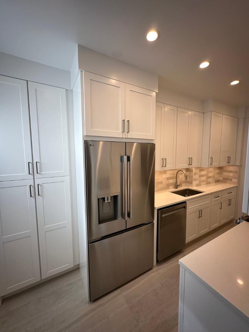 modo-kitchen-shaker-cabinets-quartz-counters-upper-west-side-nyc-08-optimized