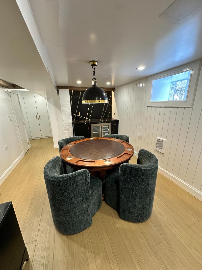 modo-game-room-poker-table-skylight-larchmont-ny-25-optimized