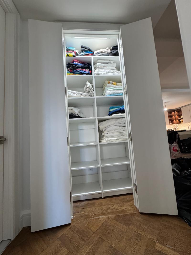 modo-walk-in-closet-cubby-wardrobe-upper-west-side-nyc-18-optimized